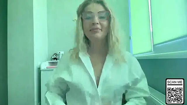 Blondie xoxoxo online show from July 2026 10:06:02 AM