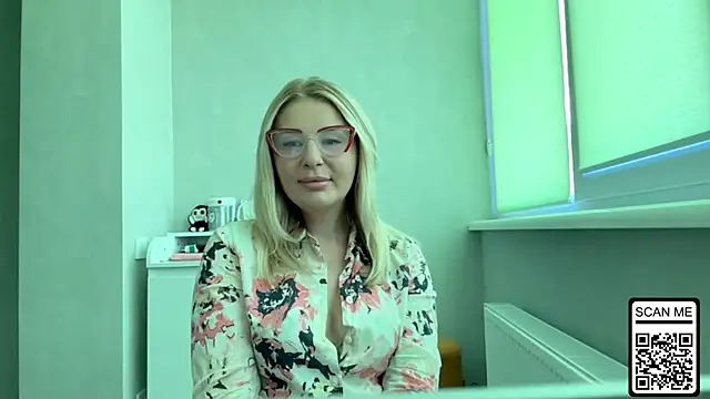 Blondie xoxoxo online show from July 2026 10:21:02 AM
