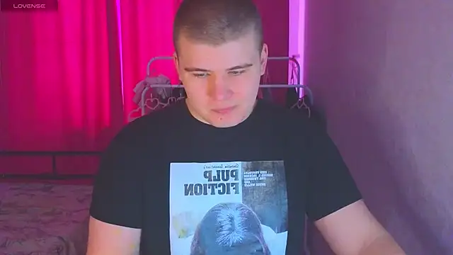 kittenmurr online show from March 2026 05:36:01 AM