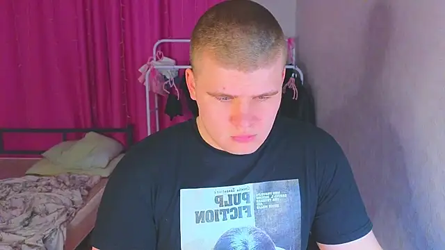 kittenmurr online show from March 2026 09:15:01 PM