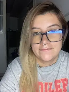 Blair Bunnyy online show from November 2025 05:17:01 AM