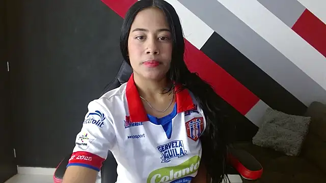 NatiHoran online show from October 2025 11:32:02 PM