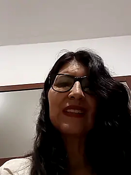 swity foster online show from October 2025 08:04:01 AM