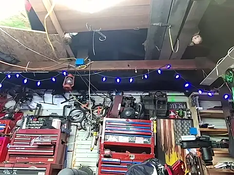 twistafatpipe online show from February 2026 07:36:01 PM