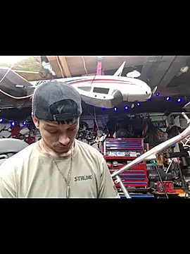 twistafatpipe online show from April 2026 09:23:01 PM