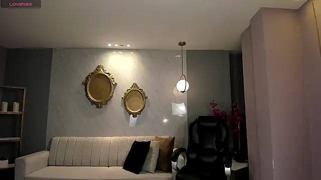 NataliaGaret online show from October 2025 02:45:02 AM