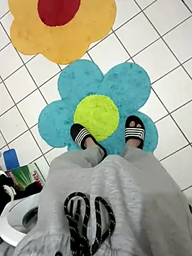 Dicksxd online show from September 2025 05:51:01 AM