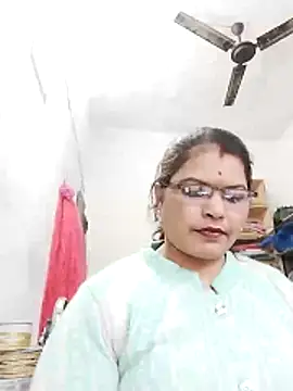 Snapshot of Bhavna_hot chatting on February 2026 11:59:01 AM Bhavna hot online show from February 2026 11:59:01 AM