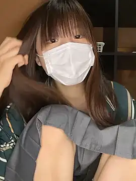 natsumiii online show from October 2025 12:59:01 PM