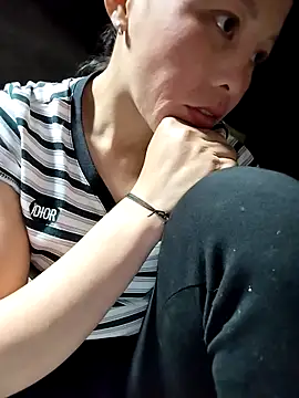 Sinejdk3 online show from November 2025 03:05:01 AM