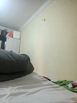 Italo gay online show from October 2025 04:17:01 PM