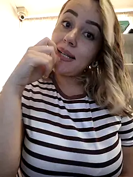 CurvyLust x online show from November 2025 03:55:01 PM