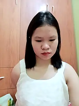 emyeuhss online show from September 2025 07:19:01 AM