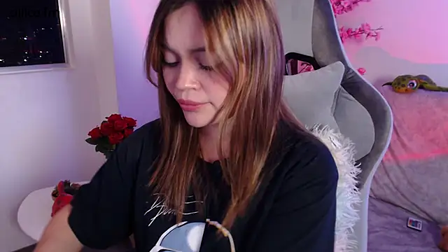 aliiceFM online show from September 2025 03:11:01 AM