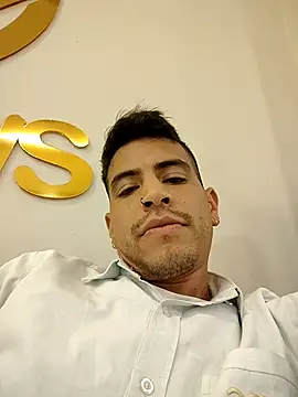 Juann-cock online show from January 2026 05:27:02 PM