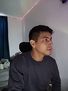 Juann-cock online show from February 2026 01:28:01 PM