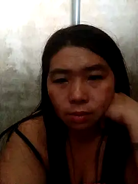 quynhkoolbae online show from November 2025 12:42:02 AM