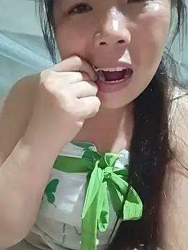 quynhkoolbae online show from July 2026 12:55:01 PM