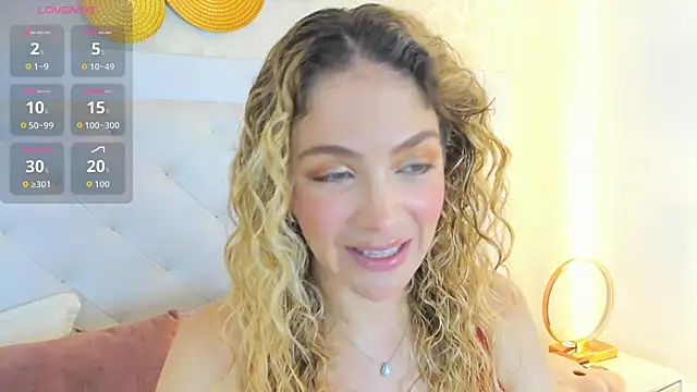 Velora   online show from December 2025 03:35:02 AM