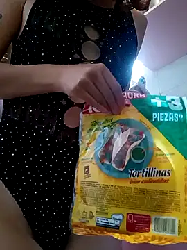 Snapshot of MoonBlueSex chatting on October 2025 03:09:02 PM MoonBlueSex online show from October 2025 03:09:02 PM