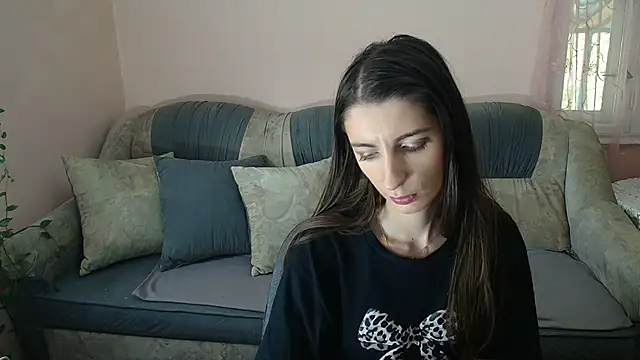 Snapshot of Ella_Myst chatting on October 2025 10:03:02 AM Ella Myst online show from October 2025 10:03:02 AM