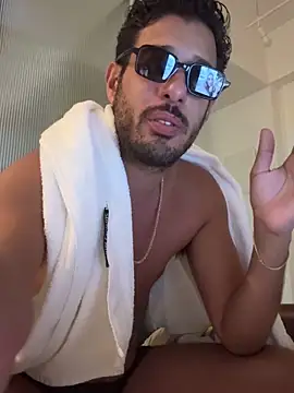 husbandandwifetobe online show from October 2025 10:14:01 AM