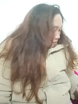 miumiu 00 online show from February 2026 12:10:01 PM