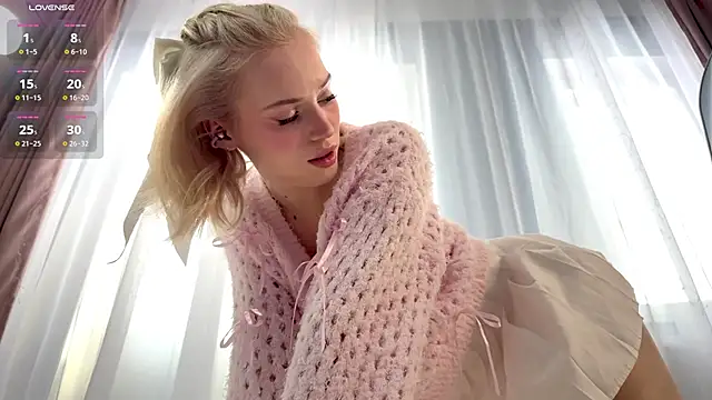 GlaydsLeveto online show from March 2026 07:23:01 AM