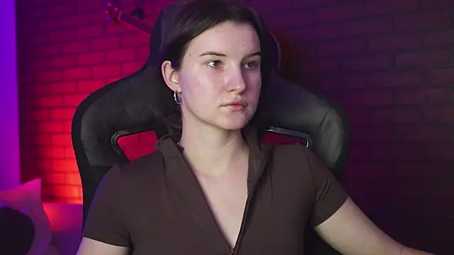 AgataWillis online show from October 2025 04:33:01 AM