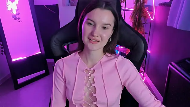 AgataWillis online show from October 2025 01:22:01 PM