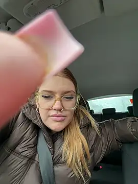 Snapshot of MysteriousMylaX chatting on February 2026 02:33:01 PM MysteriousMylaX online show from February 2026 02:33:01 PM