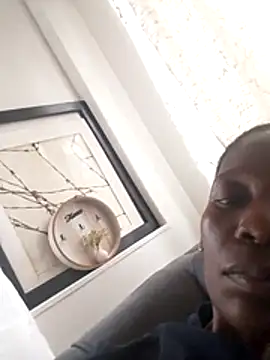 Snapshot of londie2 chatting on November 2025 06:45:01 AM londie2 online show from November 2025 06:45:01 AM