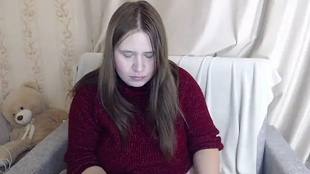 Snapshot of AdelinaLawson chatting on December 2024 07:17:01 PM AdelinaLawson online show from December 2024 07:17:01 PM