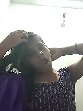 Komal0099 online show from October 2025 02:31:02 AM