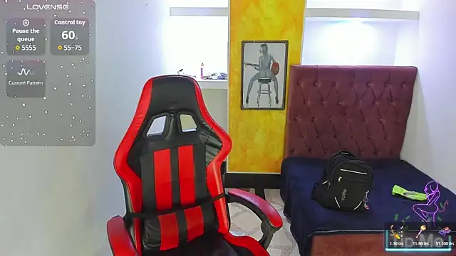 alison moon7 online show from December 2025 12:02:02 PM