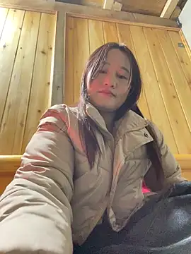 Snapshot of phungtiti chatting on February 2026 12:42:01 AM phungtiti online show from February 2026 12:42:01 AM