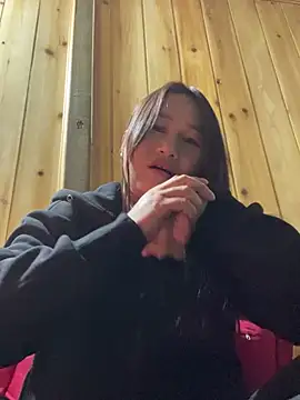 Snapshot of phungtiti chatting on February 2026 02:27:02 PM phungtiti online show from February 2026 02:27:02 PM