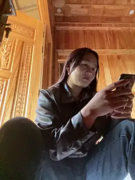 Snapshot of phungtiti chatting on March 2026 01:34:01 AM phungtiti online show from March 2026 01:34:01 AM