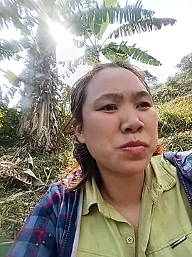 fanchunn online show from February 2026 05:17:01 AM