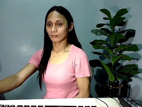 missruffa online show from September 2025 01:21:01 PM