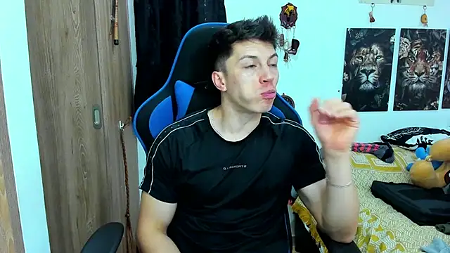 javiersexymann online show from December 2024 04:04:01 PM