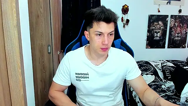 javiersexymann online show from January 2025 07:07:02 PM