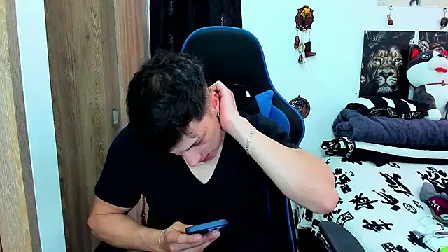 javiersexymann online show from February 2025 07:24:02 PM