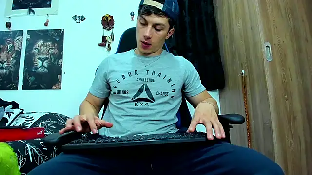 javiersexymann online show from March 2025 04:02:02 AM