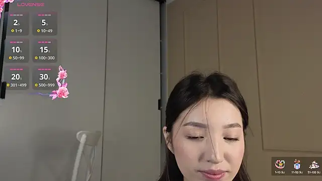 yayongg online show from September 2025 12:28:02 PM