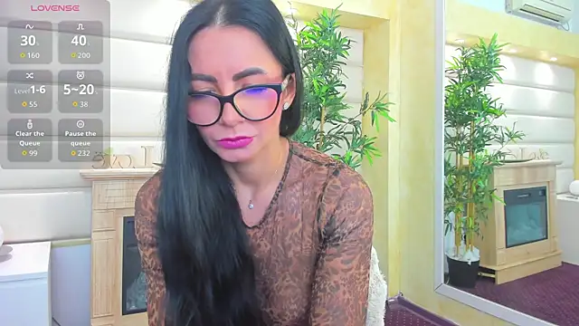 Snapshot of HaileyVice chatting on September 2025 05:40:01 AM HaileyVice online show from September 2025 05:40:01 AM