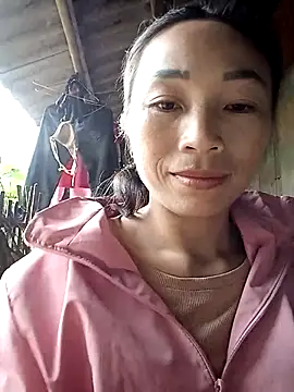 lucybaby00 online show from November 2025 08:45:01 AM