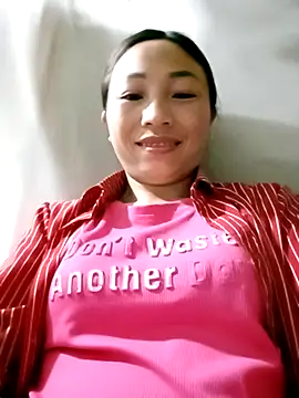 lucybaby00 online show from March 2026 10:46:01 PM