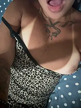 Snapshot of sweet_ninfa chatting on January 2026 11:28:01 PM sweet ninfa online show from January 2026 11:28:01 PM