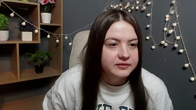 MavkaCute online show from February 2026 07:17:02 PM